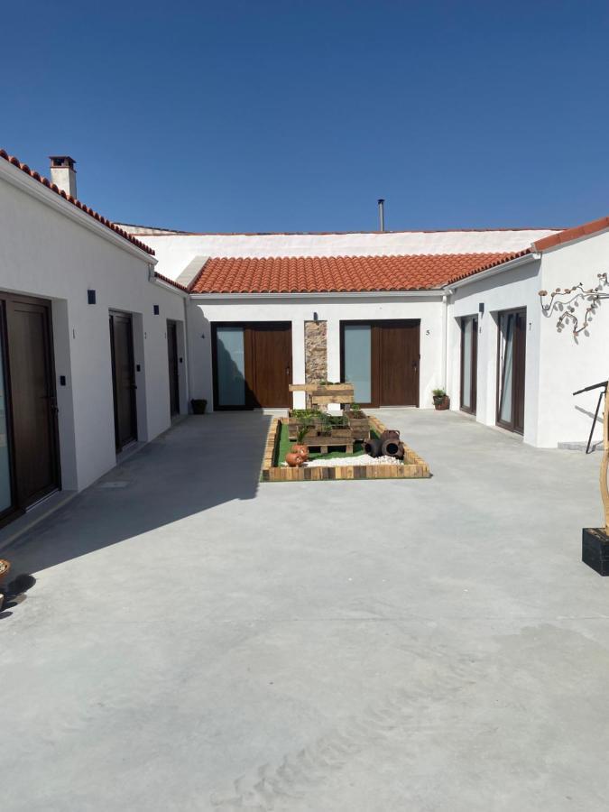 Alojamiento El Miajon De Los Castuos Valdesalor Exterior foto